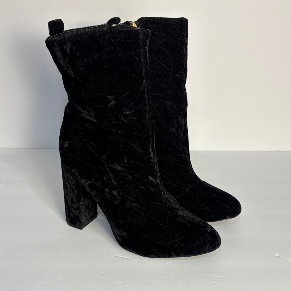 shoedazzle Lacee Faux Crushed Velvet Black Mid Block Heel Boot Women's 6.5